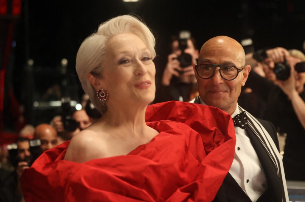 Meryl Streep u crvenoj haljini na setu filma