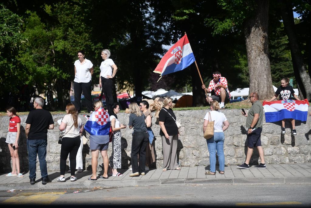 Sinj prije koncerta Thompsona - 5