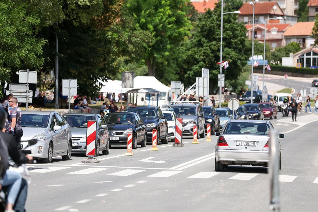 Sinj prije koncerta Thompsona - 6