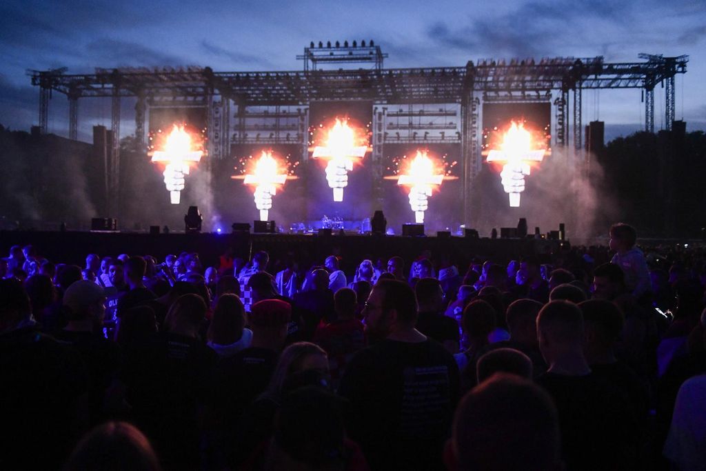 Thompson u Sinju - 4