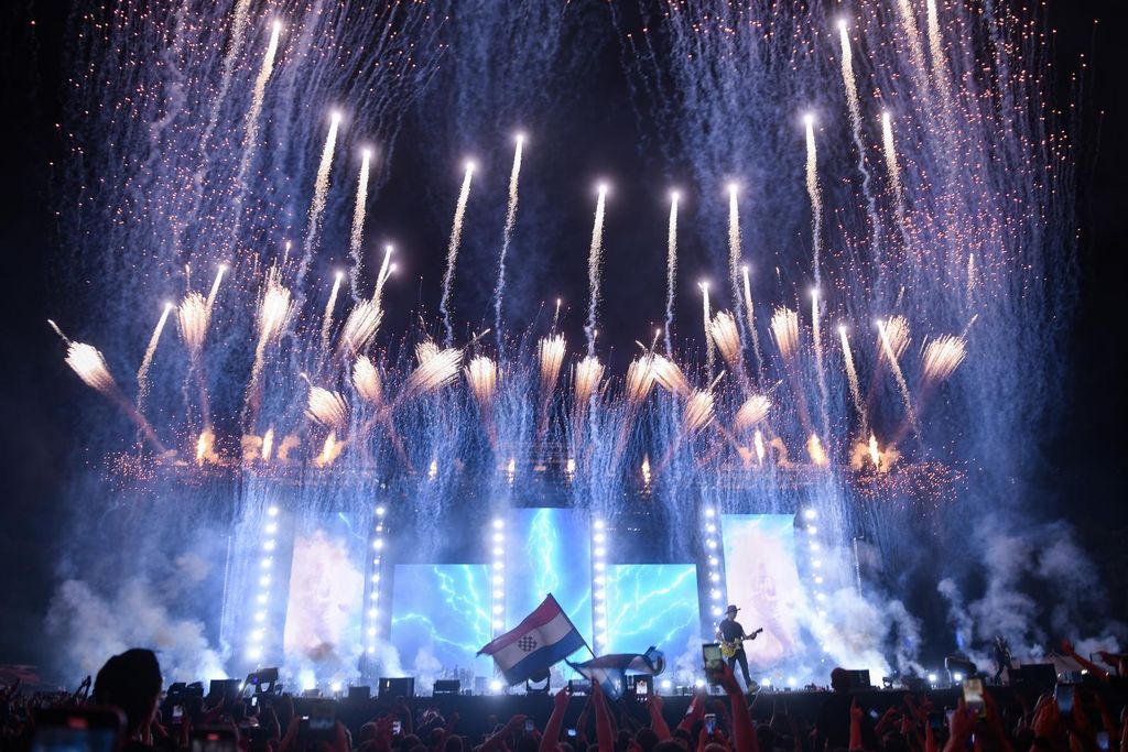 Thompson u Sinju - 1