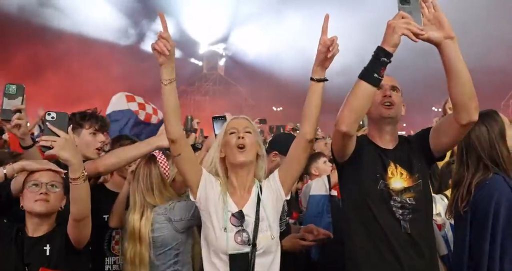 In Magazin: Thompson u Sinju - 1