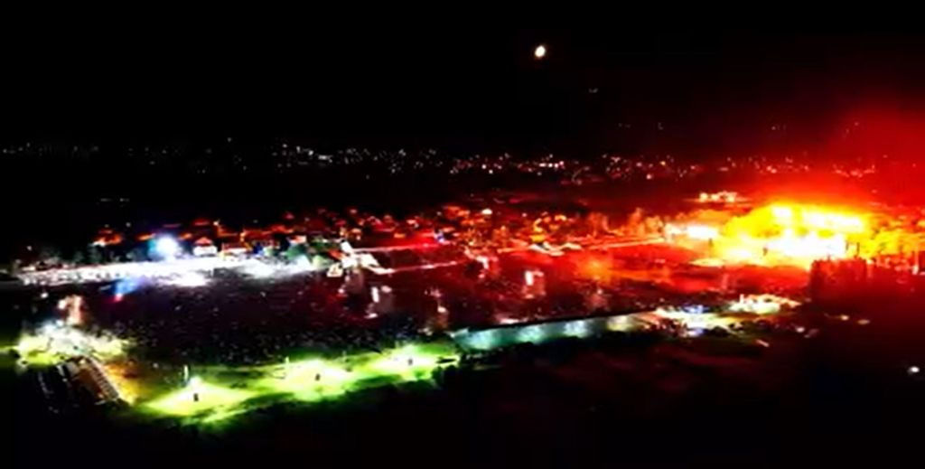 In Magazin: Thompson u Sinju - 5