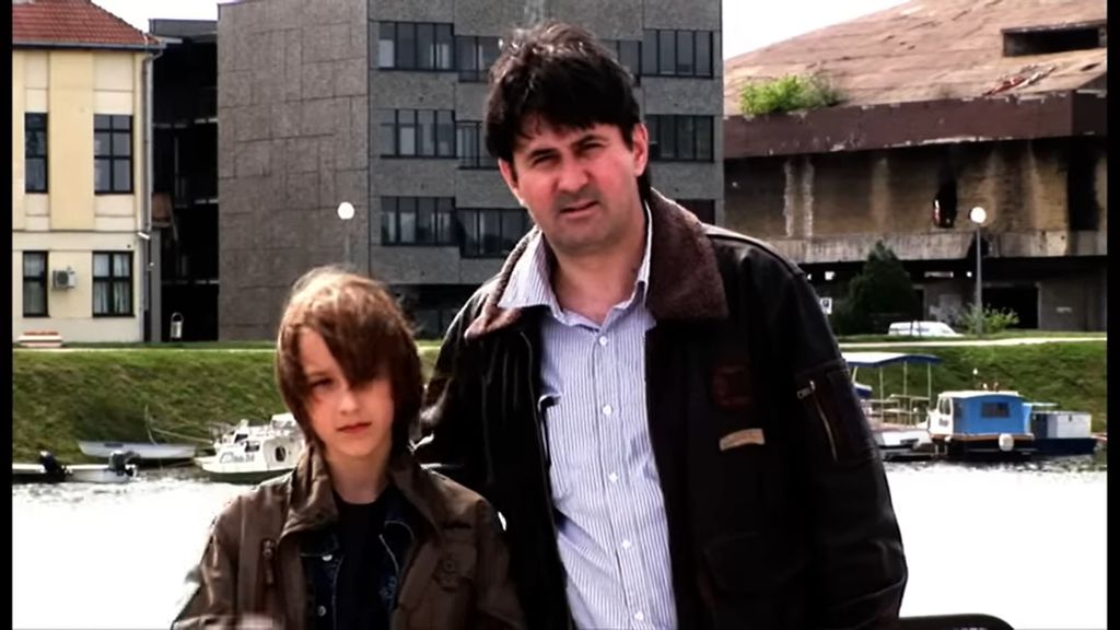 Vedran Mlikota i Matija Škoro u spotu ''Domovina''