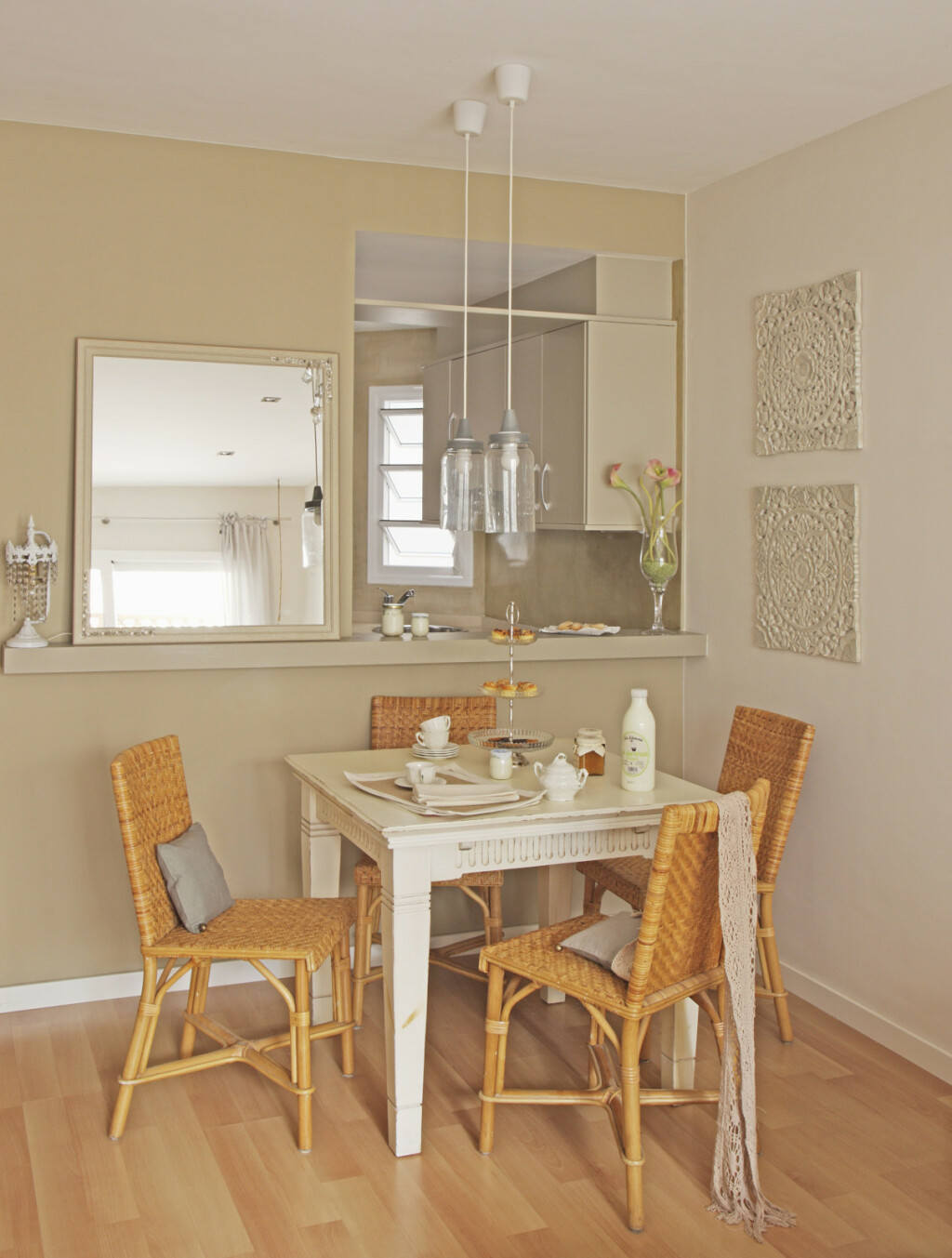 Pleteni stolci u kuhinji i blagovaonici - 5