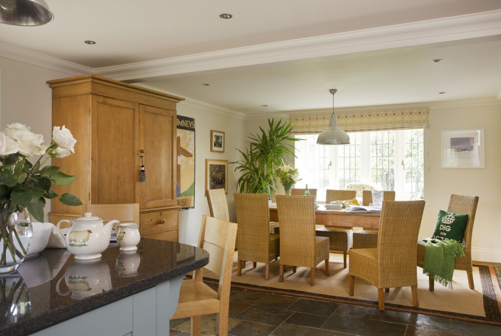 Stolci od ratana, jute ili bambusa unose osjećaj bliskosti s prirodom