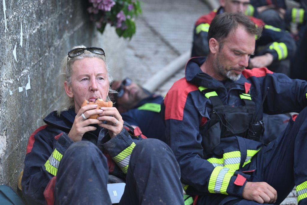 Vatrogasci na požarištu u Jasenicama - 4