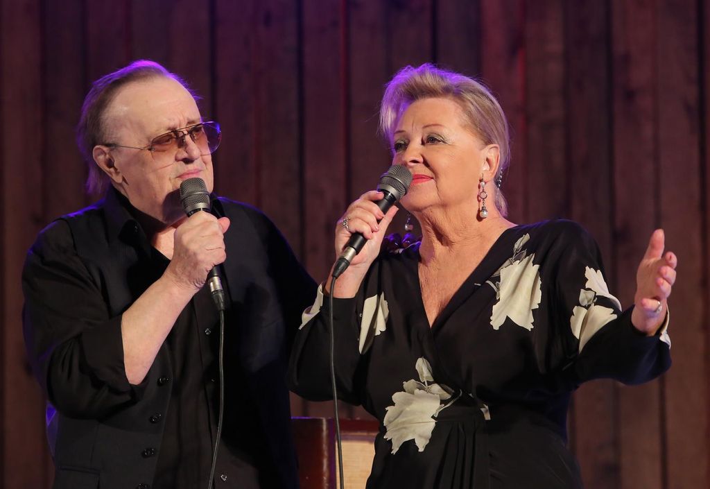 Gabi Novak, Arsen Dedić