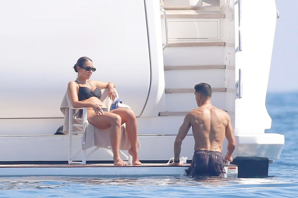 Georgina Rodriguez,Cristiano Ronaldo