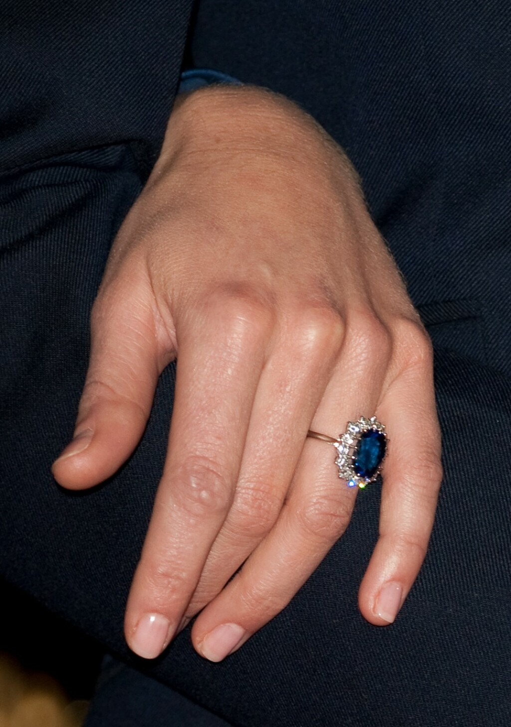 Zaručnički prsten princeze Diane kojim je princ William zaručio Catherine Middleton