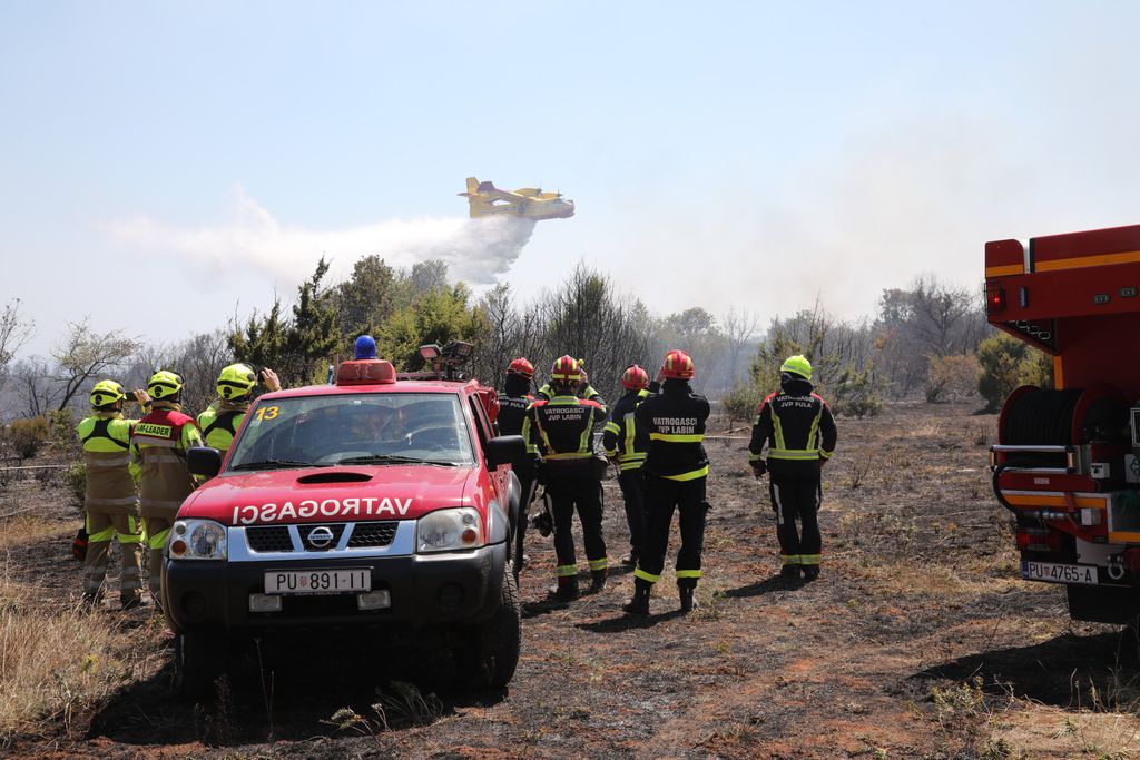 Požar iznad uvale Blaz - 3