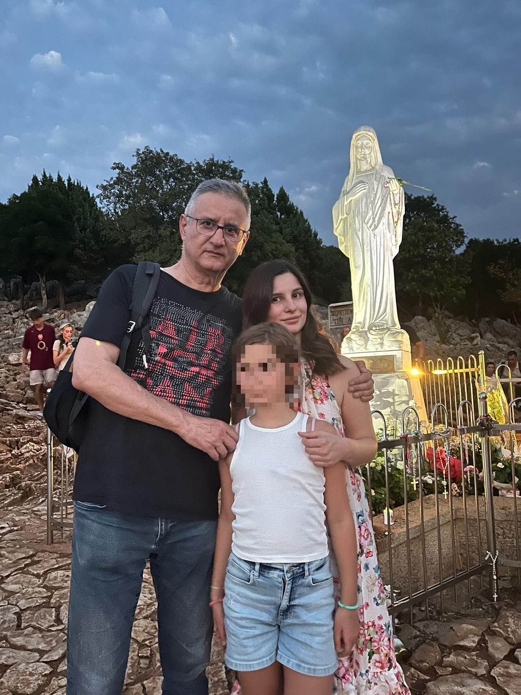 Tomislav Karamarko s kćerima