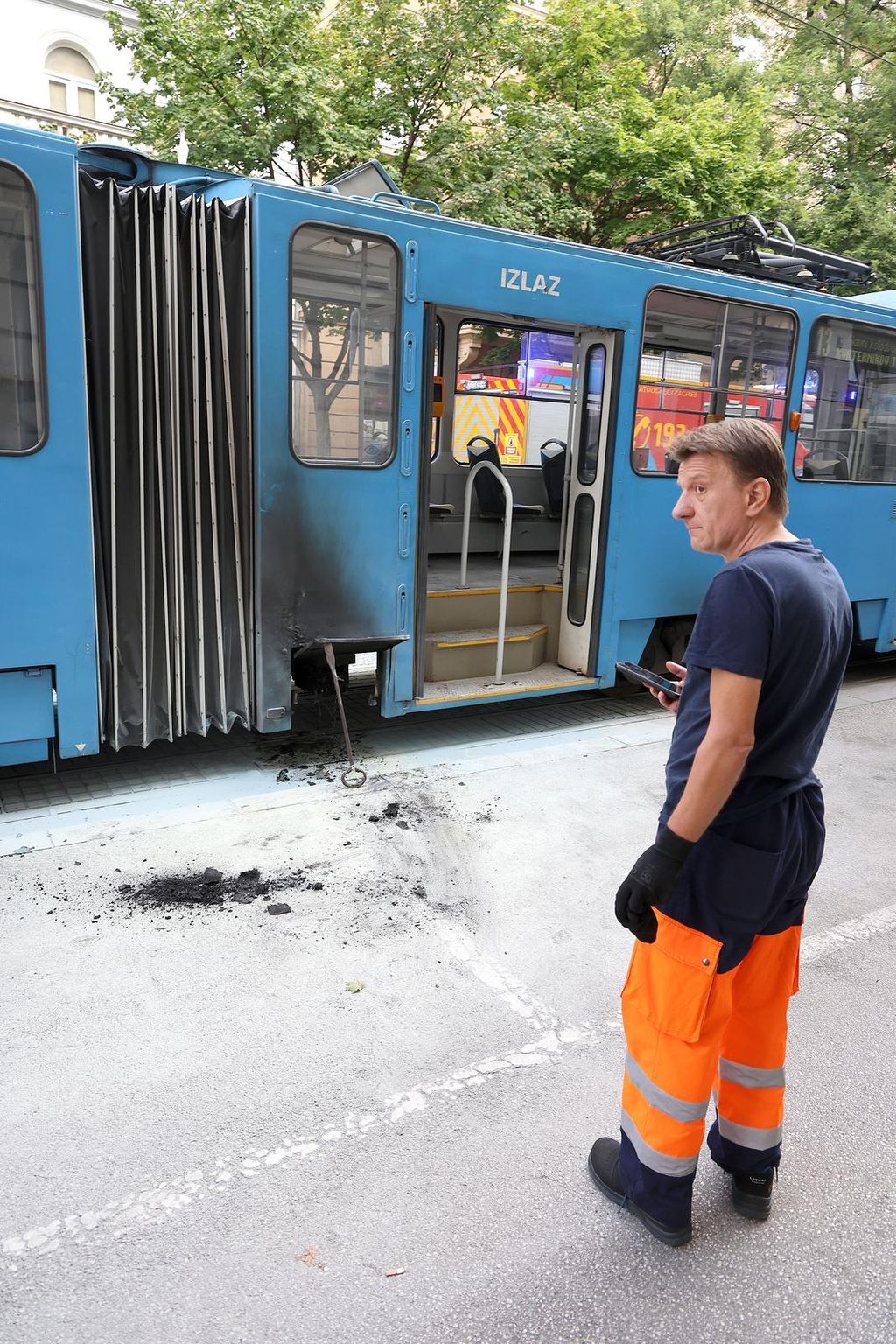Požar tramvaja broj 13 - 5