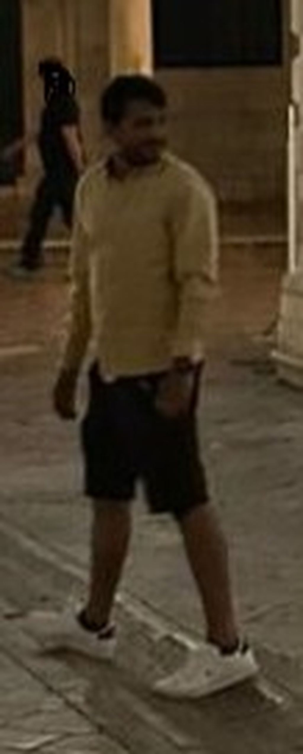 Policija traga za muškarcem