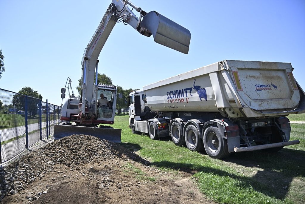 Radovi na ravnanju Hipodroma - 1