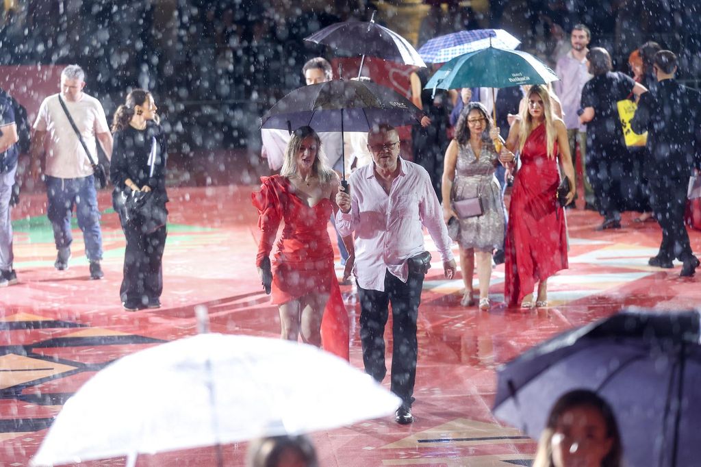 Kišni crveni tepih SSF-a - 3