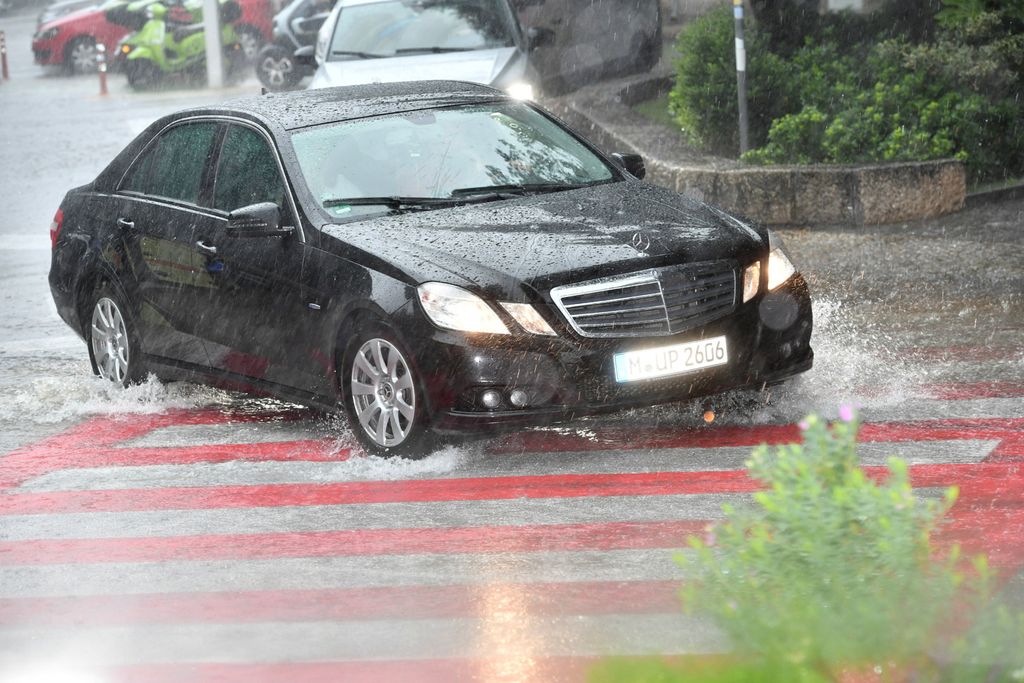 Jaka kiša na Jadranu