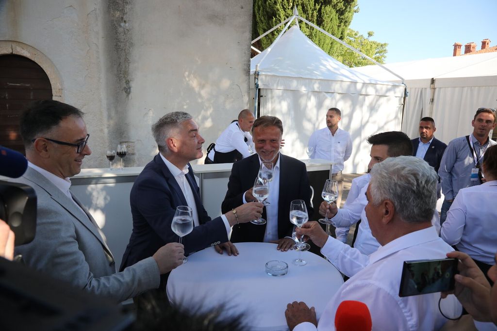 Političari u Barbanu - 2