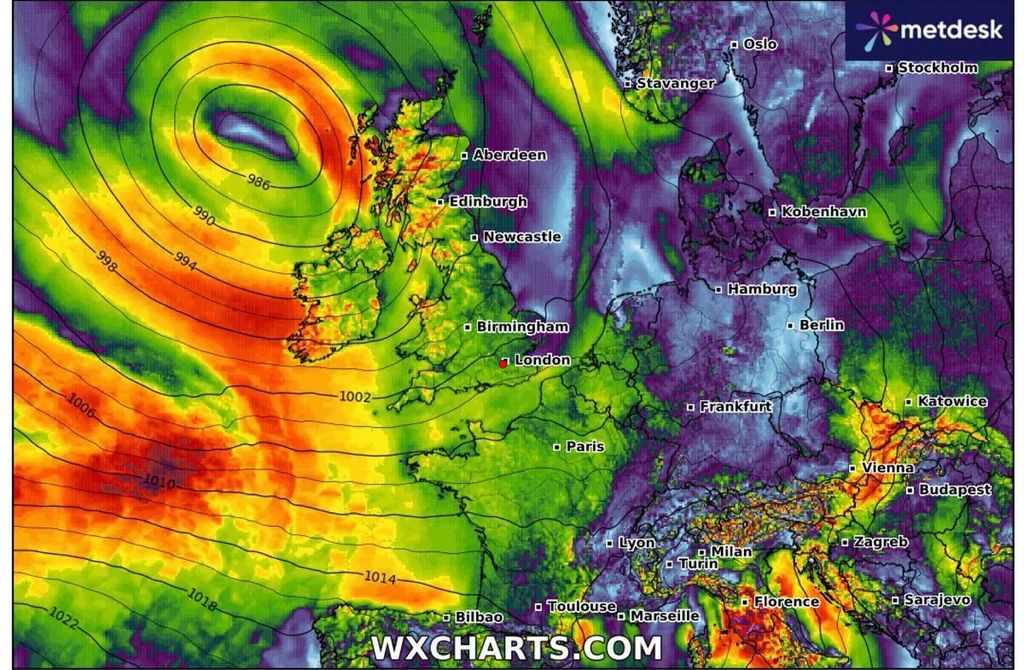 Uragan Erin stiže prema Europi