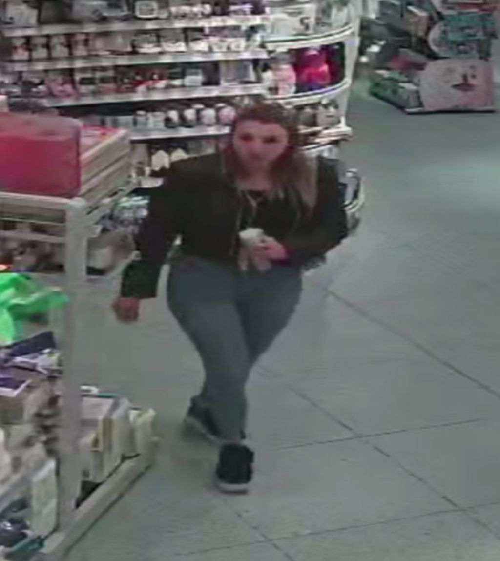 Prepoznajete li osobe s fotografije?