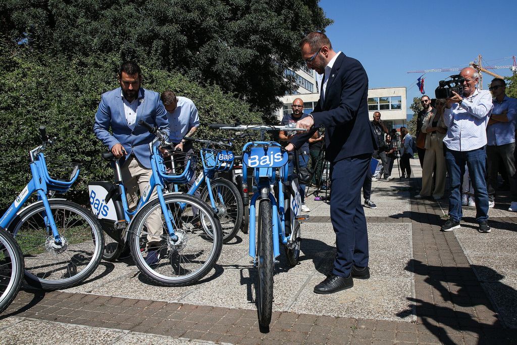 Predstavljena nova usluga održivog javnog prijevoza - Bajs - 1