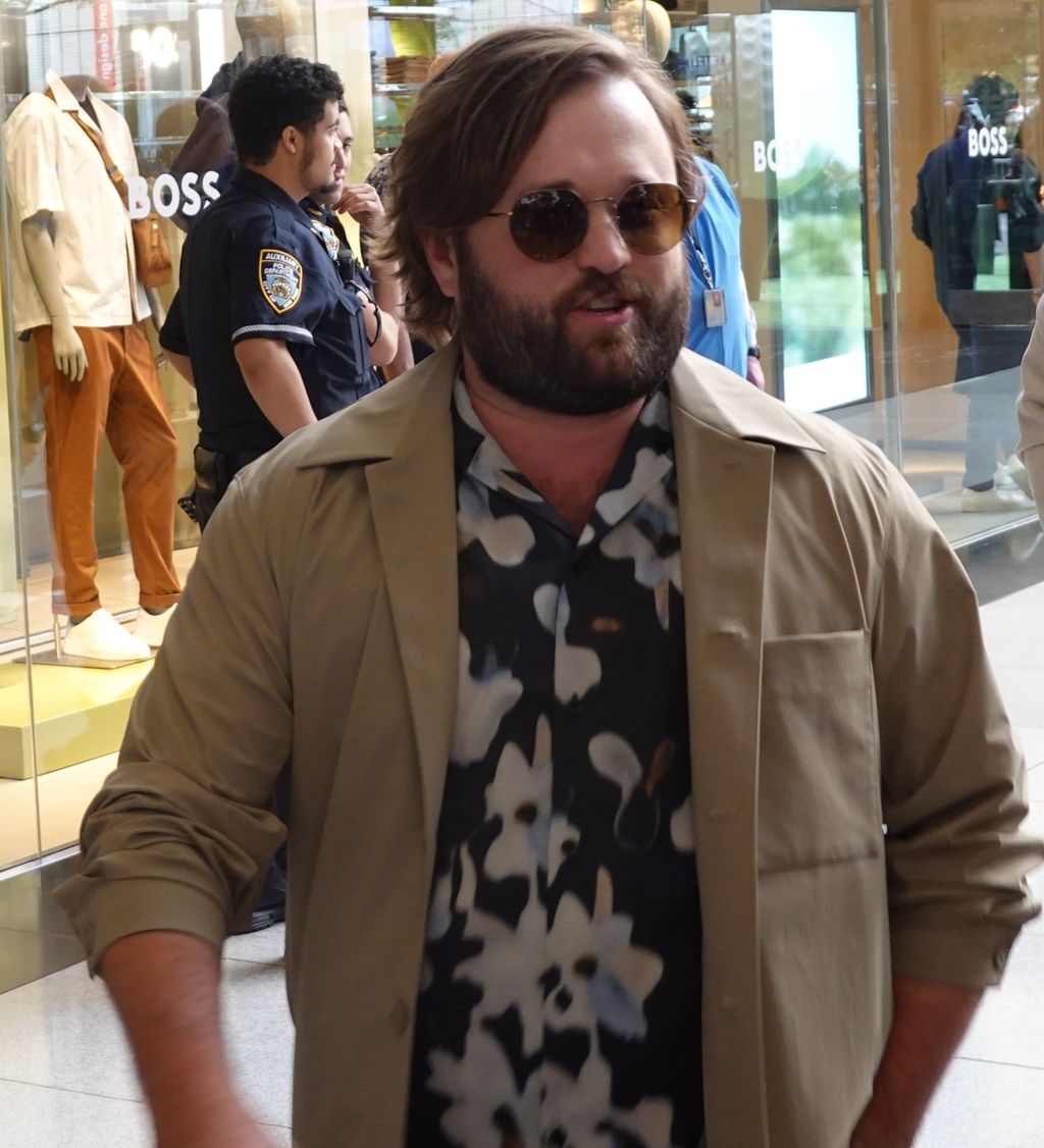 Haley Joel Osment - 5