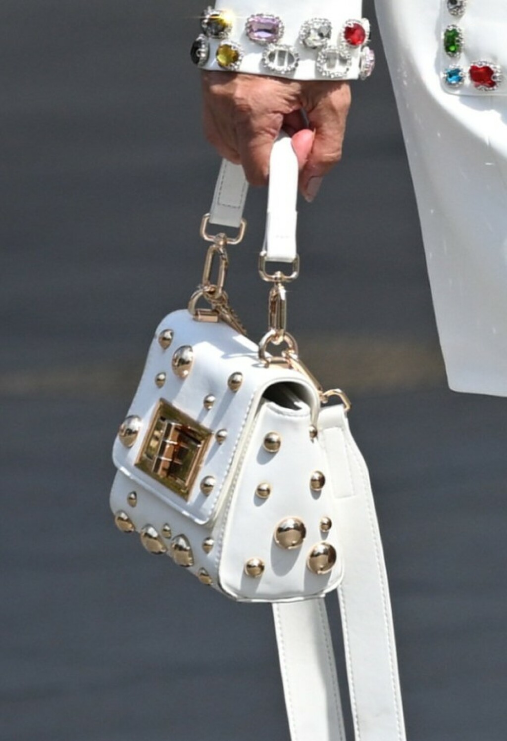 Netipično ljetno street style izdanje na zagrebačkoj špici - 3