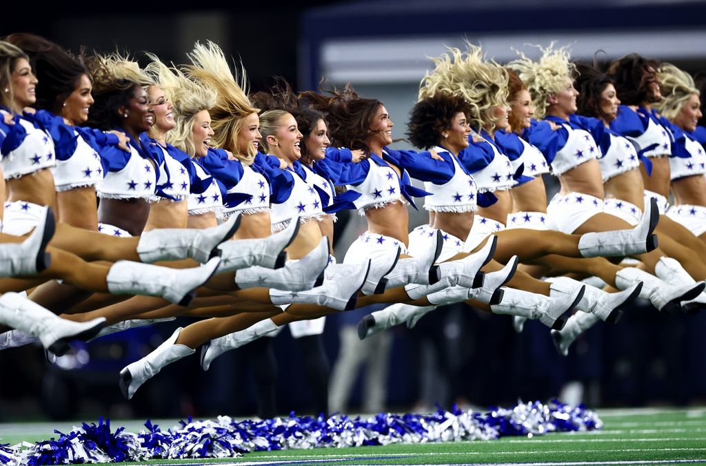 Dallas Cowboys Cheerleaders - 7