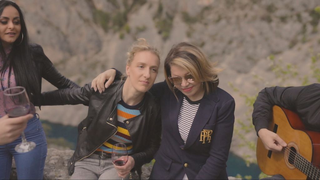 In Magazin: Neda Ukraden - 4