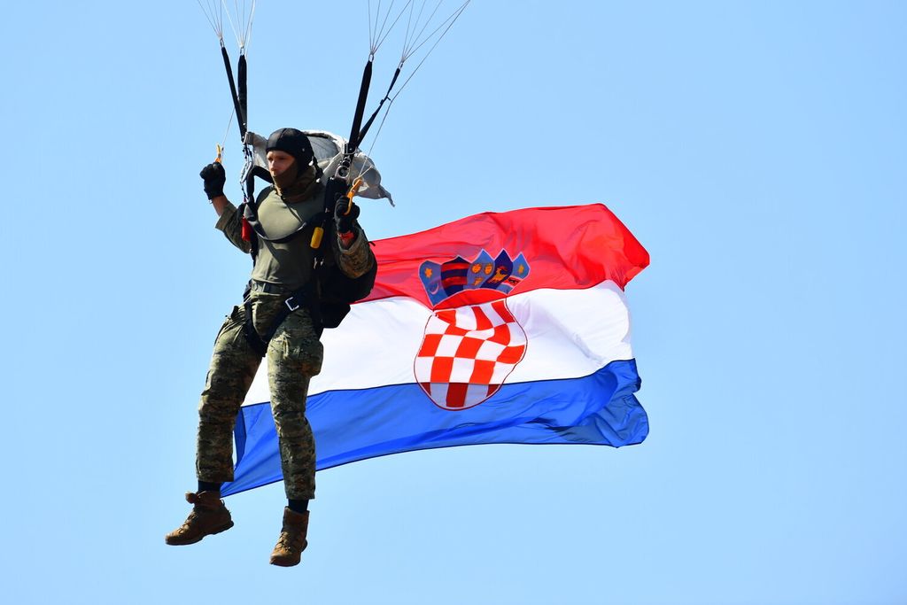 Letački program akrobatske grupe Krila Oluje HRZ-a - 3