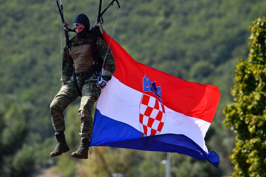 Letački program akrobatske grupe Krila Oluje HRZ-a - 3