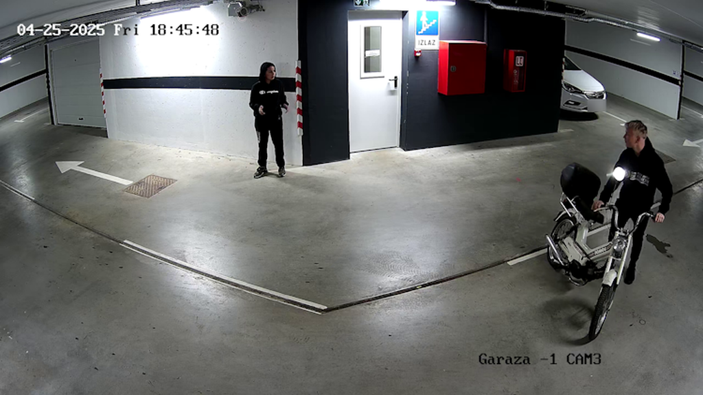 Policija traži mladiće s fotografije - 1