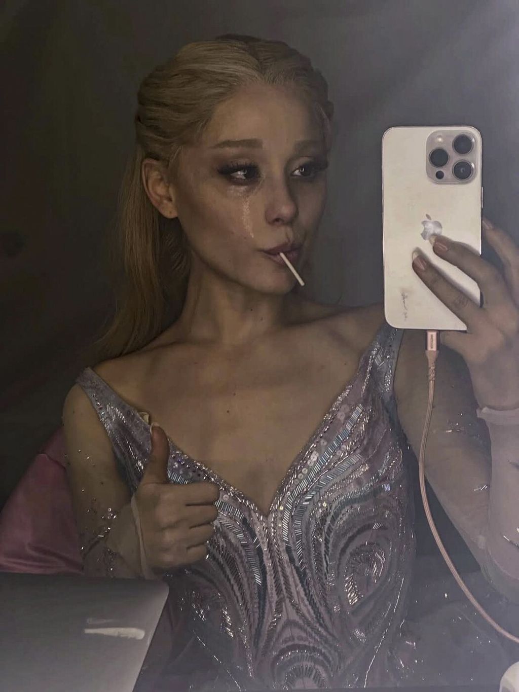 Ariana Grande - 1
