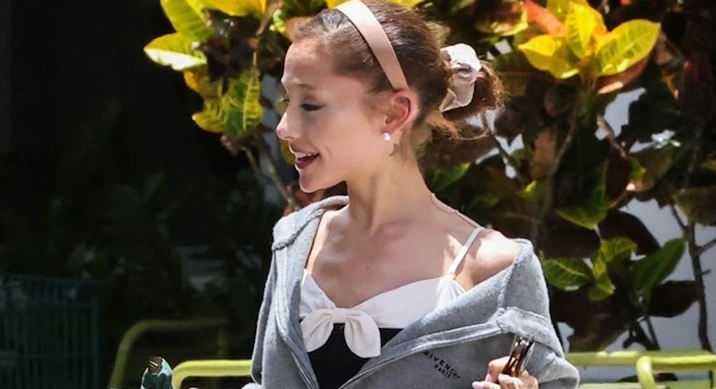 Ariana Grande - 5