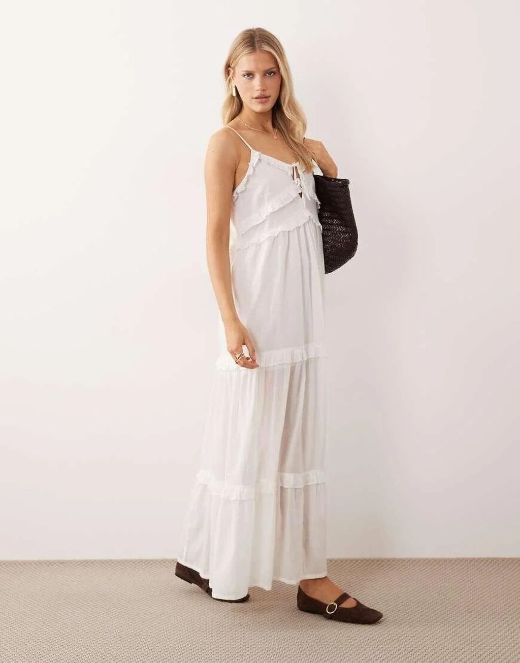 Asos, Iisla & Bird haljina, 81,75 eura