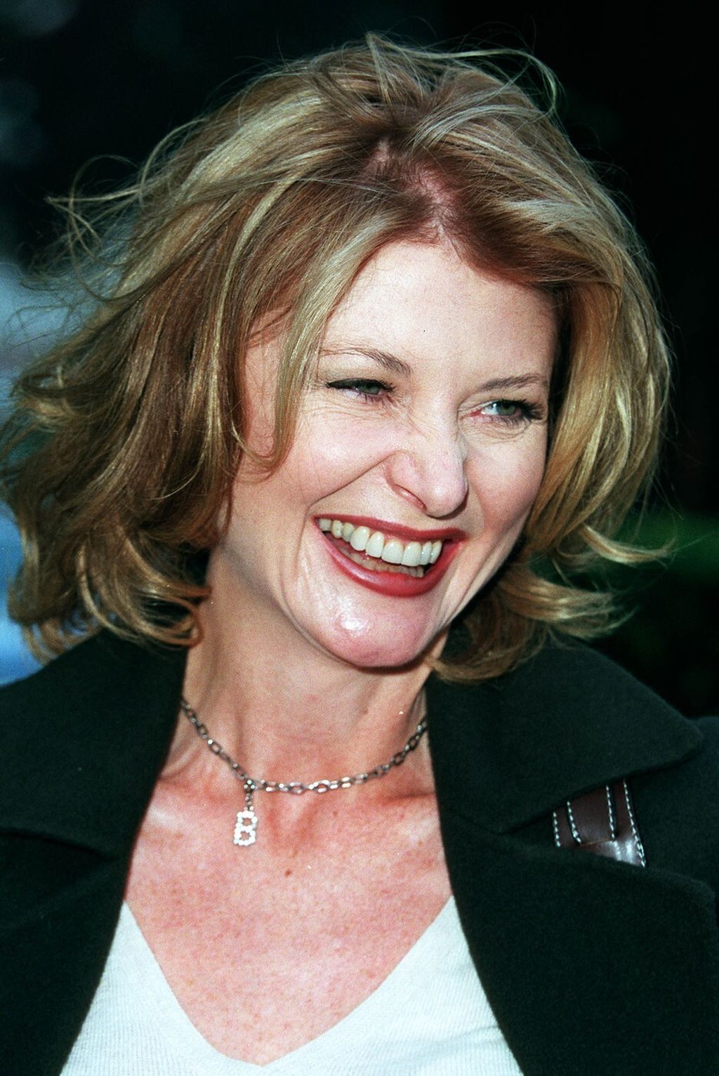 Beth Broderick - 4