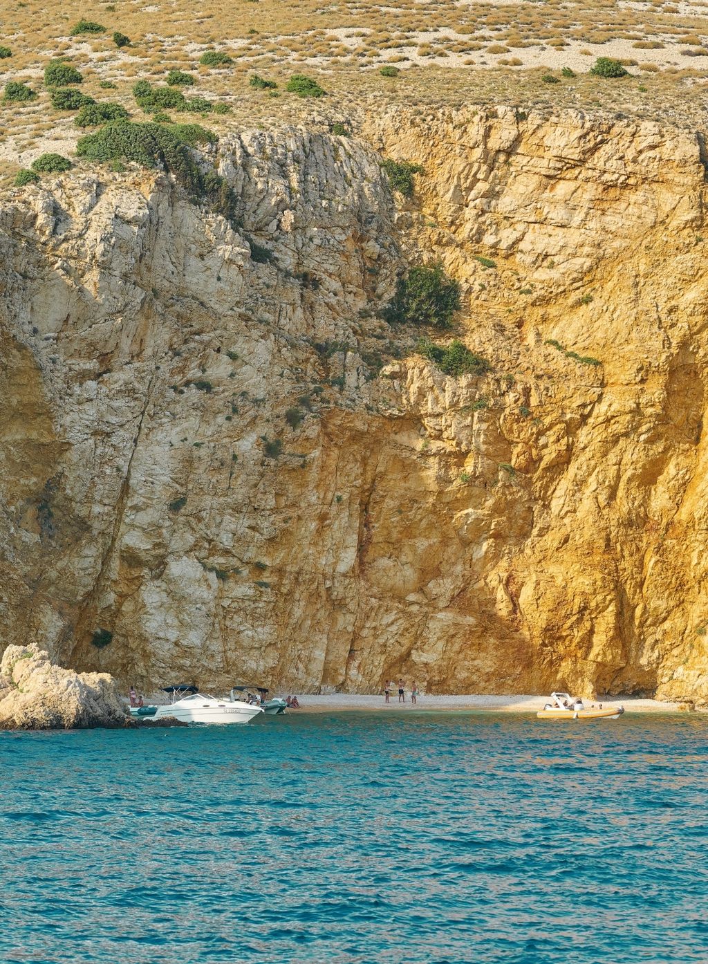 Zlatna plaža