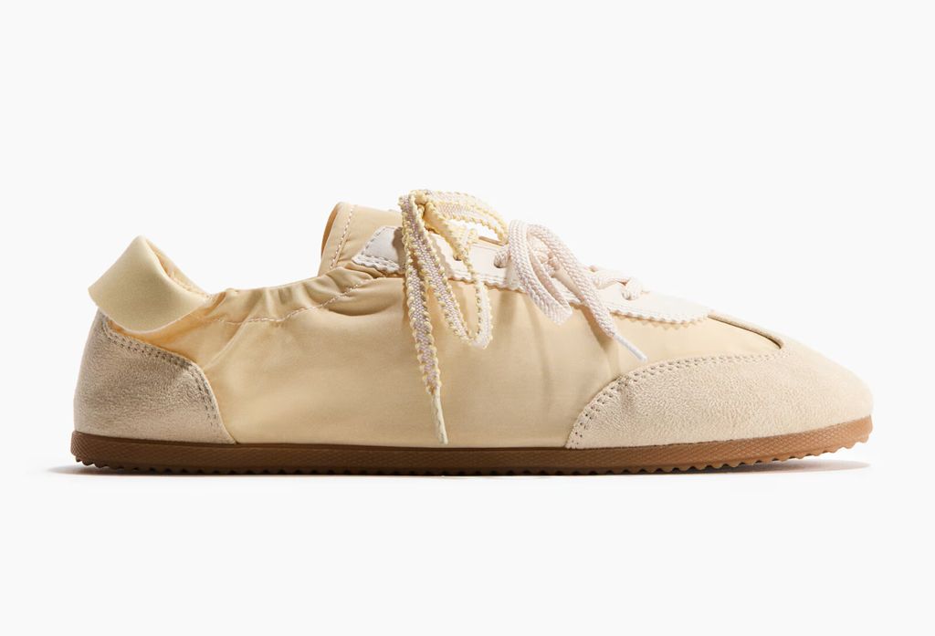 H&M, 29,99 eura