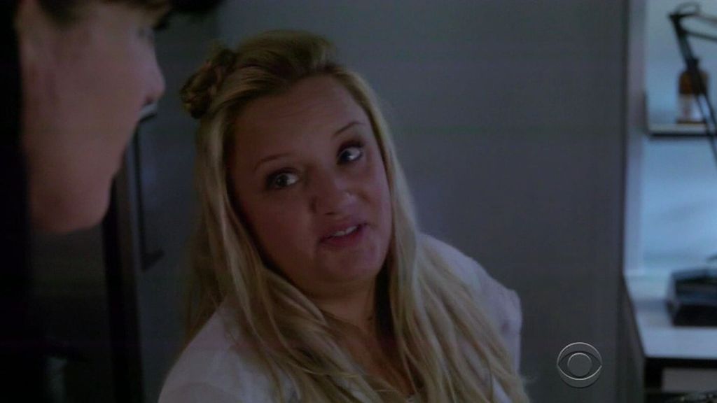 Lucy Davis - 1