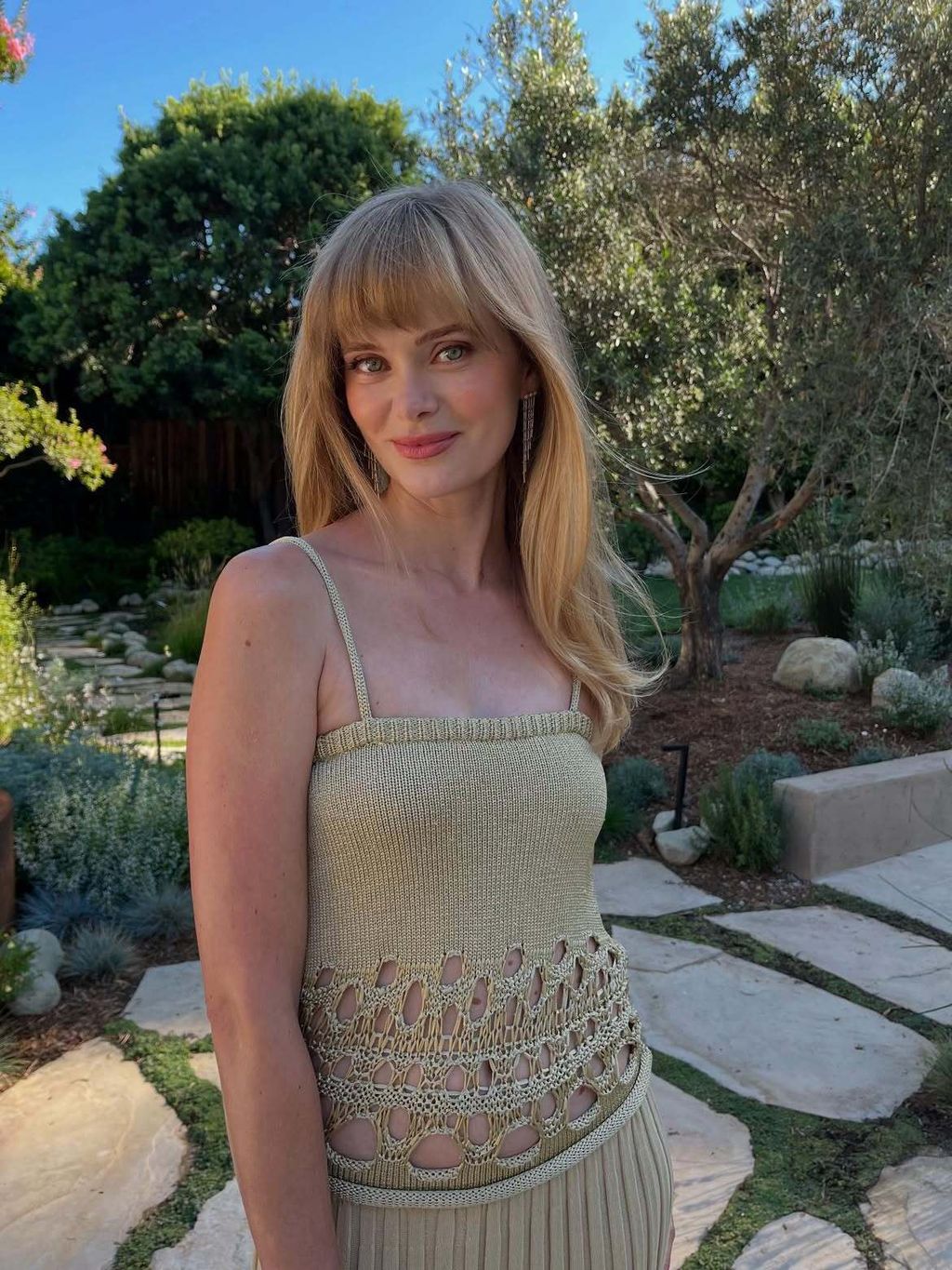 Sara Paxton - 1