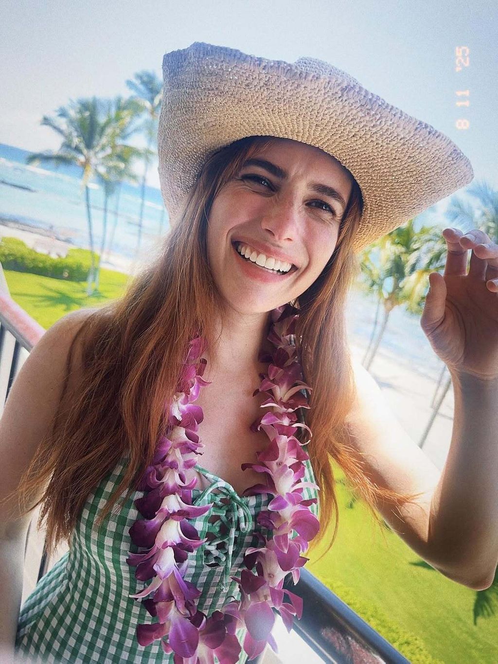 Emma Roberts - 3