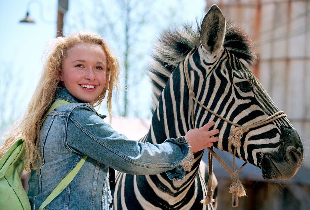 Hayden Panettiere sa zebrom - 3