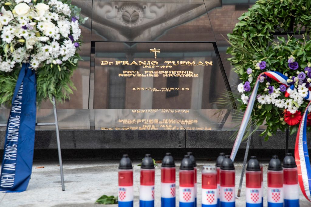 Izaslanstvo Vlade na Mirogoju