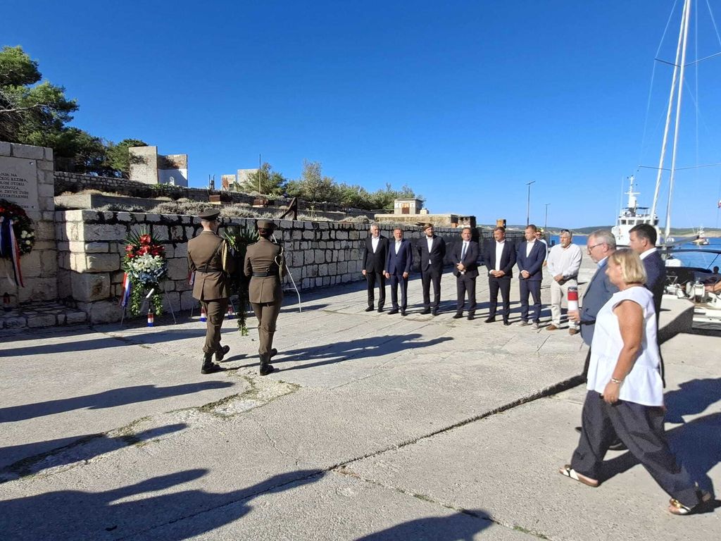 Izaslanstvo Vlade na Mirogoju