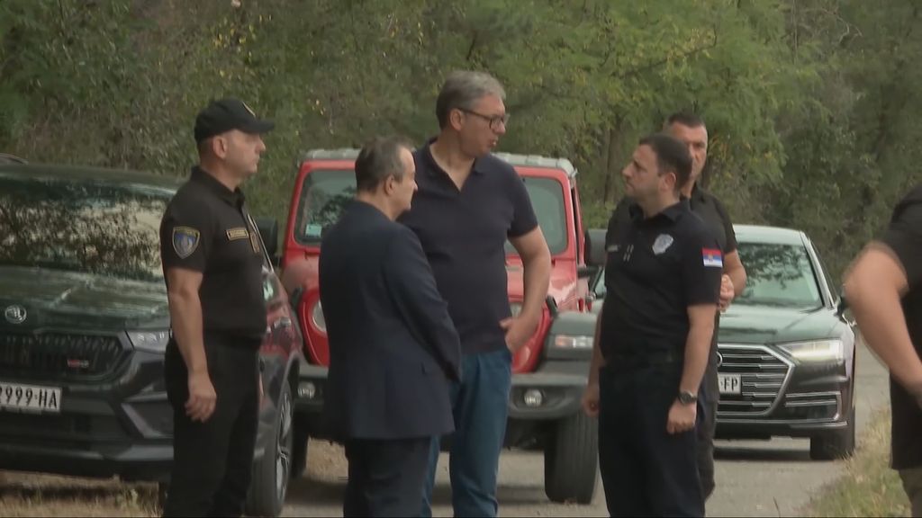 Predsjednik Srbije obišao opožarena područja
