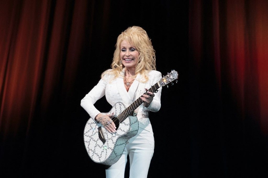 Dolly Parton - 4