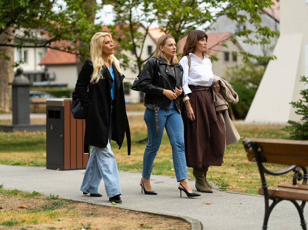 Set serije ''Slučajna obitelj'' - 1
