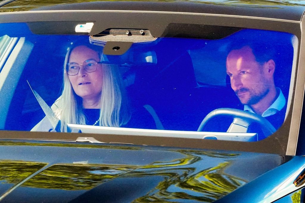 Princ Haakon i princeza Mette-Marit - 3