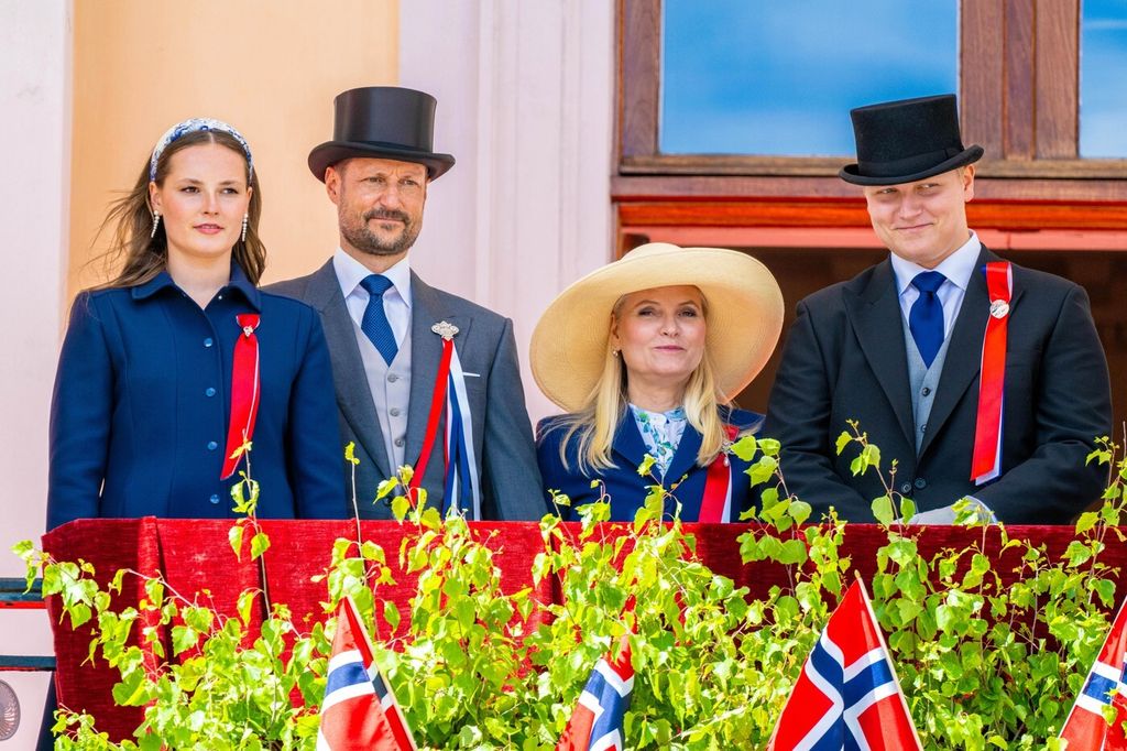 Princ Haakon i princeza Mette-Marit - 16