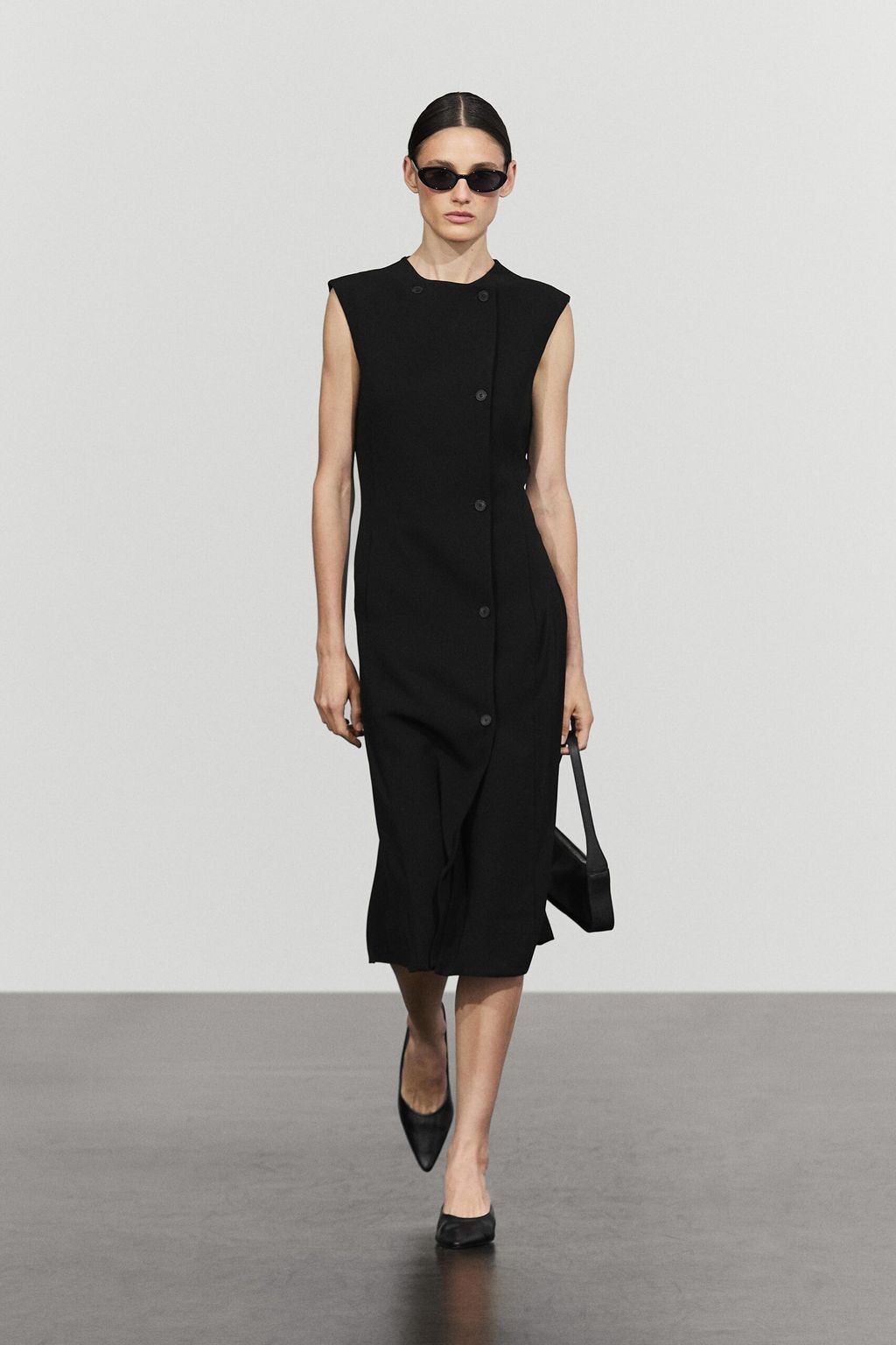 Massimo Dutti, 125 eura